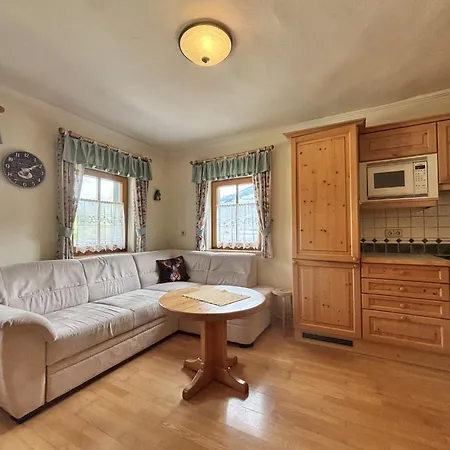 Appartement Christoph By Interhome